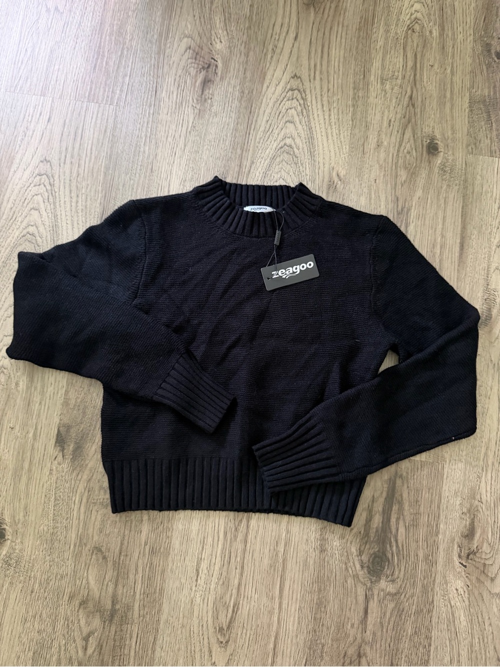 zeagoo Black Ribbed Crewneck Sweater